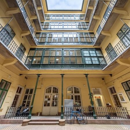 Hungarian Souvenir Apartment Budapest Bagian luar foto